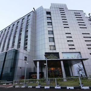 Aristocrat Hotel